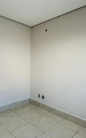 Casa à venda com 139m², 2 quartos e 13 vagas