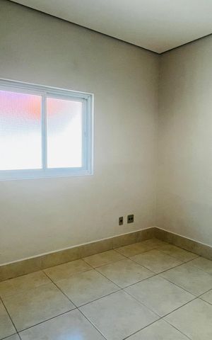 Casa à venda com 139m², 2 quartos e 13 vagas