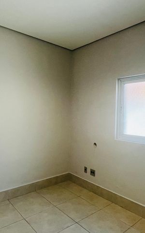 Casa à venda com 139m², 2 quartos e 13 vagas