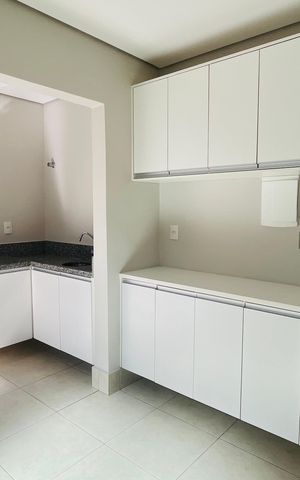 Casa à venda com 139m², 2 quartos e 13 vagas