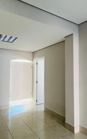 Casa à venda com 139m², 2 quartos e 13 vagas