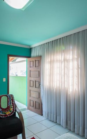 Casa à venda com 424m², 6 quartos e 4 vagas Casa à venda com 424m², 6 quartos e 4 vagasSuíte 1