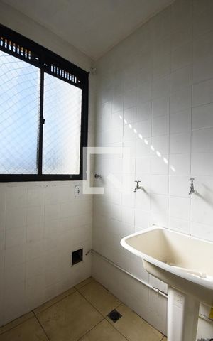 Apartamento para alugar com 70m², 2 quartos e 1 vaga