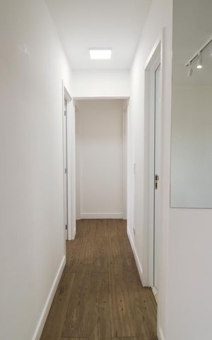Apartamento à venda com 68m², 3 quartos e 2 vagas Apartamento à venda com 68m², 3 quartos e 2 vagasCorredor