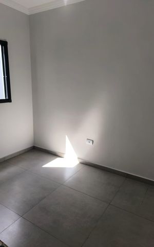Casa à venda com 194m², 3 quartos e 2 vagas