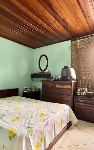 Casa à venda com 150m², 4 quartos e 3 vagas Casa à venda com 150m², 4 quartos e 3 vagasQuarto 3