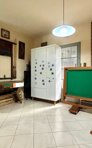 Casa à venda com 150m², 4 quartos e 3 vagas Casa à venda com 150m², 4 quartos e 3 vagasSala 2