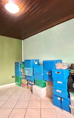 Casa à venda com 150m², 4 quartos e 3 vagas Casa à venda com 150m², 4 quartos e 3 vagasQuarto 2