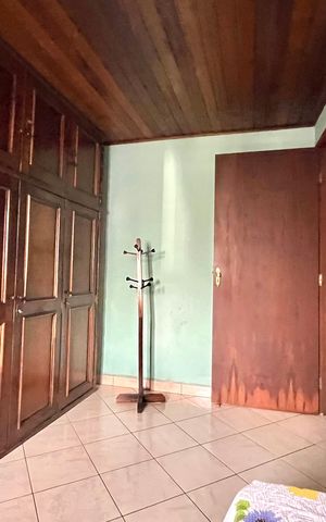 Casa à venda com 150m², 4 quartos e 3 vagas Casa à venda com 150m², 4 quartos e 3 vagasQuarto 3