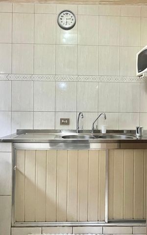 Casa à venda com 150m², 4 quartos e 3 vagas Casa à venda com 150m², 4 quartos e 3 vagasCozinha