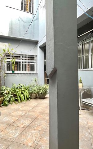 Casa à venda com 150m², 4 quartos e 3 vagas Casa à venda com 150m², 4 quartos e 3 vagasQuintal
