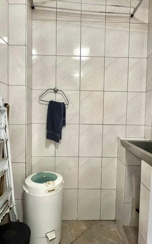 Casa à venda com 150m², 4 quartos e 3 vagas Casa à venda com 150m², 4 quartos e 3 vagasÁrea de Serviço