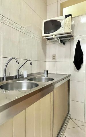 Casa à venda com 150m², 4 quartos e 3 vagas Casa à venda com 150m², 4 quartos e 3 vagasCozinha