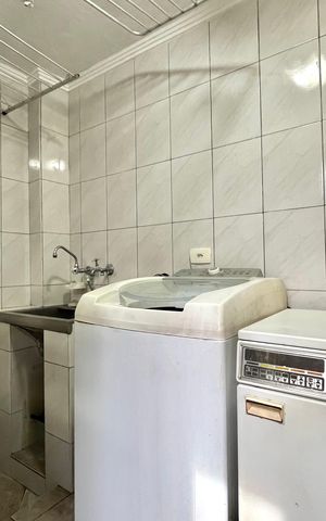 Casa à venda com 150m², 4 quartos e 3 vagas Casa à venda com 150m², 4 quartos e 3 vagasÁrea de Serviço