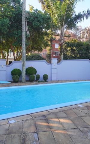 Apartamento à venda com 246m², 4 quartos e 2 vagasÁrea comum - Piscina