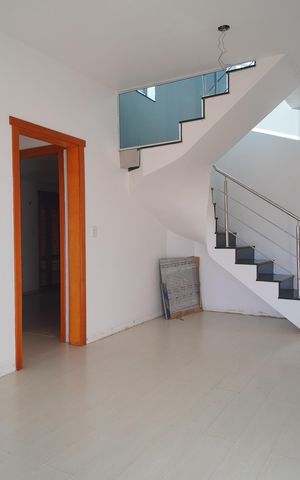 Apartamento à venda com 246m², 4 quartos e 2 vagassala