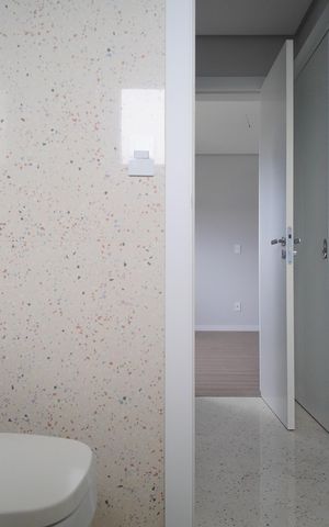 Apartamento para alugar com 329m², 3 quartos e 3 vagasBanheiro da Suíte 2 e 3
