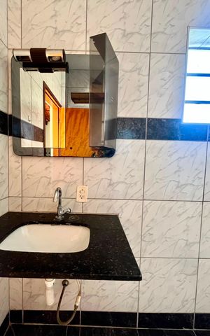 Casa à venda com 200m², 3 quartos e 3 vagas Casa à venda com 200m², 3 quartos e 3 vagasBanheiro