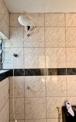 Casa à venda com 200m², 3 quartos e 3 vagas Casa à venda com 200m², 3 quartos e 3 vagasBanheiro