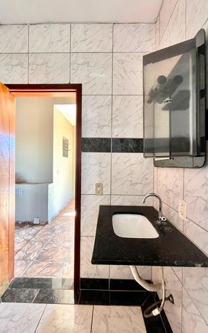Casa à venda com 200m², 3 quartos e 3 vagas Casa à venda com 200m², 3 quartos e 3 vagasBanheiro