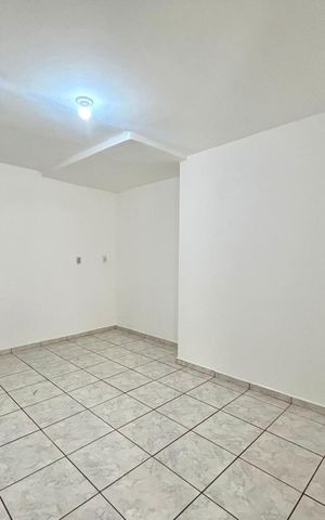 Casa à venda com 200m², 3 quartos e 3 vagas Casa à venda com 200m², 3 quartos e 3 vagasSuíte 2