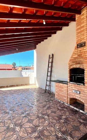 Casa à venda com 200m², 3 quartos e 3 vagas