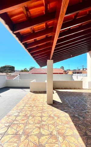 Casa à venda com 200m², 3 quartos e 3 vagas Casa à venda com 200m², 3 quartos e 3 vagasChurrasqueira