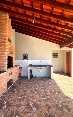 Casa à venda com 200m², 3 quartos e 3 vagas