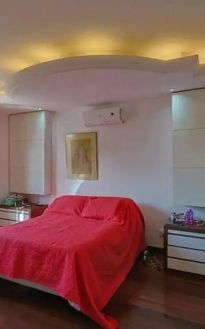 Casa para alugar com 364m², 4 quartos e 6 vagas Casa para alugar com 364m², 4 quartos e 6 vagasSuíte