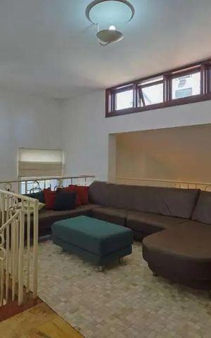 Casa para alugar com 364m², 4 quartos e 6 vagas Casa para alugar com 364m², 4 quartos e 6 vagasSala 2