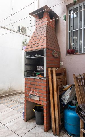 Casa à venda com 63m², 2 quartos e 2 vagas Casa à venda com 63m², 2 quartos e 2 vagasQuintal