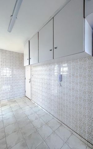 Apartamento para alugar com 100m², 4 quartos e 1 vagaCozinha