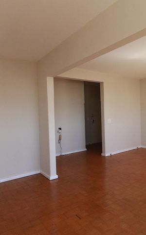 Apartamento para alugar com 168m², 4 quartos e sem vagaSala