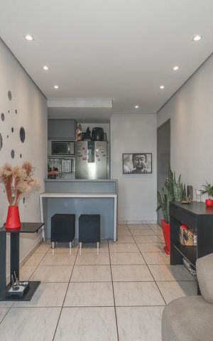 Apartamento à venda com 65m², 3 quartos e 1 vagaSala