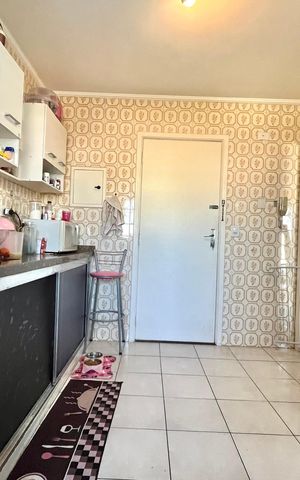 Apartamento para alugar com 66m², 2 quartos e 1 vaga Apartamento para alugar com 66m², 2 quartos e 1 vagaCozinha