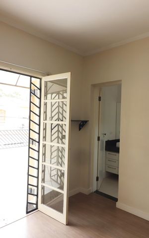 Casa à venda com 180m², 3 quartos e 2 vagasQuarto 3 - Suíte 