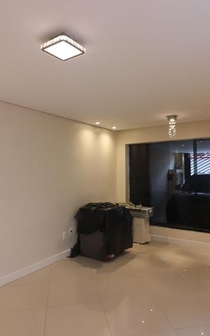 Casa à venda com 180m², 3 quartos e 2 vagasSala 