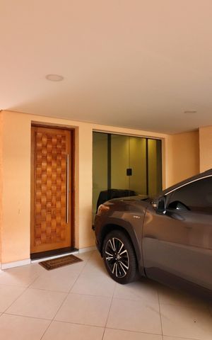 Casa à venda com 180m², 3 quartos e 2 vagasGaragem