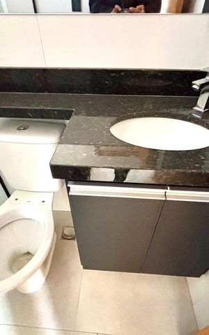 Apartamento à venda com 45m², 2 quartos e 1 vaga Apartamento à venda com 45m², 2 quartos e 1 vagaBanheiro