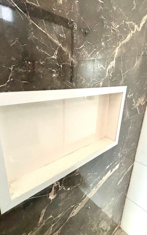Apartamento à venda com 45m², 2 quartos e 1 vaga Apartamento à venda com 45m², 2 quartos e 1 vagaBanheiro