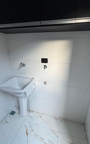 Apartamento à venda com 45m², 2 quartos e 1 vaga Apartamento à venda com 45m², 2 quartos e 1 vagaÁrea de serviço