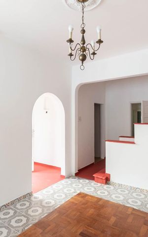 Casa à venda com 346m², 4 quartos e 1 vagaSala casa anexo