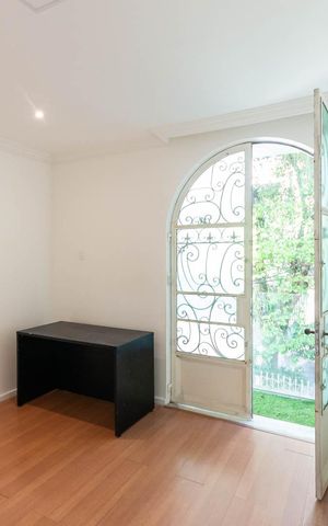 Casa à venda com 346m², 4 quartos e 1 vagaQuarto  2