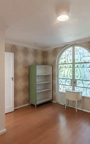Casa à venda com 346m², 4 quartos e 1 vagaQuarto 1