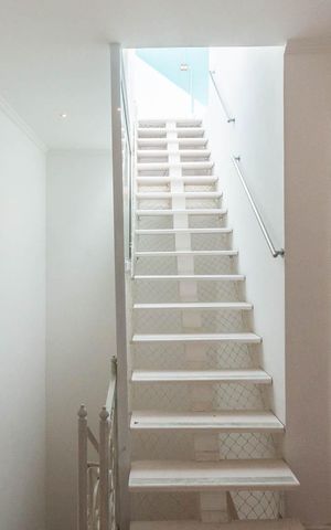 Casa à venda com 346m², 4 quartos e 1 vagaEscadas 2º andar