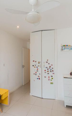 Apartamento à venda com 210m², 3 quartos e 2 vagasSuíte 2