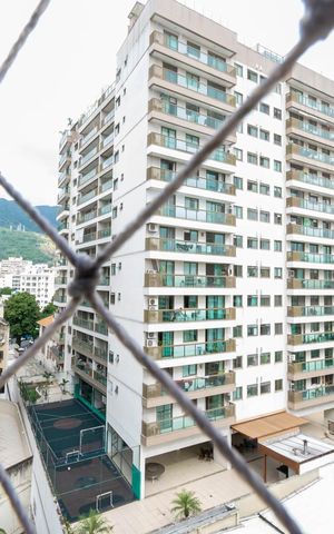 Apartamento à venda com 210m², 3 quartos e 2 vagasVista
