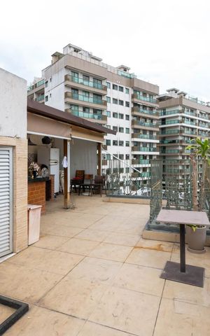 Apartamento à venda com 210m², 3 quartos e 2 vagasTerraço