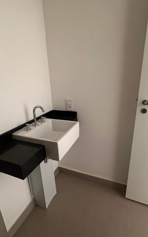 Studio à venda com 25m², 1 quarto e sem vaga Studio à venda com 25m², 1 quarto e sem vagaBanheiro