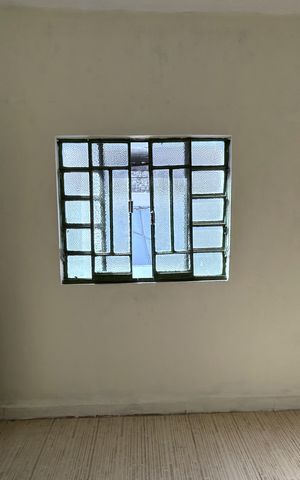 Casa para alugar com 85m², 2 quartos e sem vagaSala